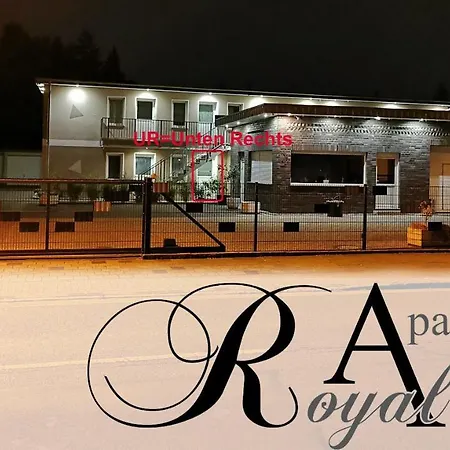 Apartment Royal-apartments mit 2 Betten&1 Schlafsofa UR